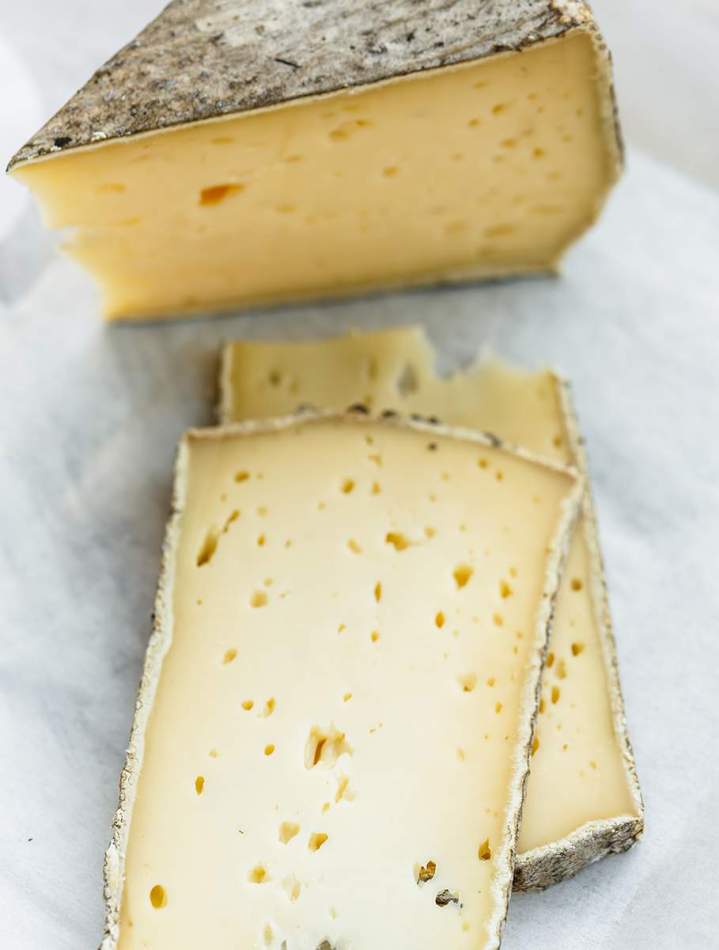 Fromage Saint-Nectaire France